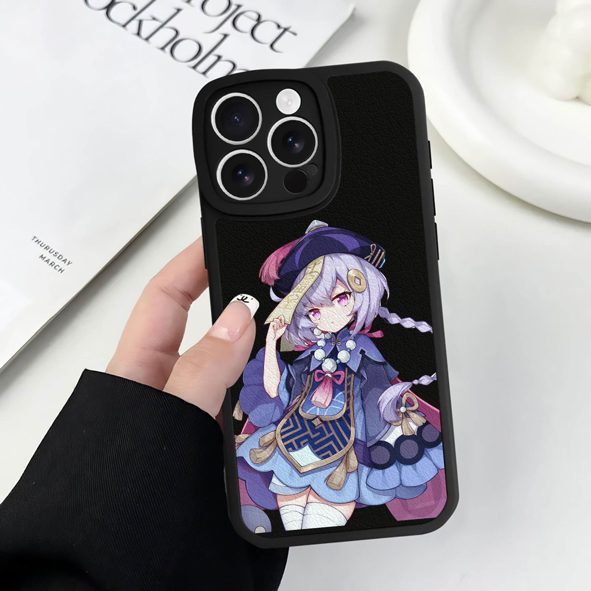げんし神 七七 なな  genshin Nana 【iPhone 16シリーズ対応】シリコンスマホケース（レザー調） 材質：シリコン